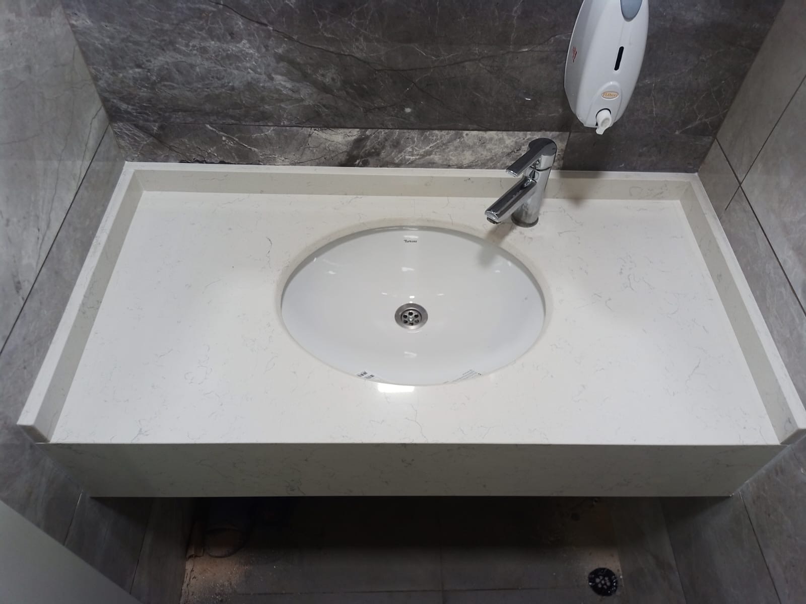 Ankara Çimstone olympos demir karkas üzeri banyo tezgahı