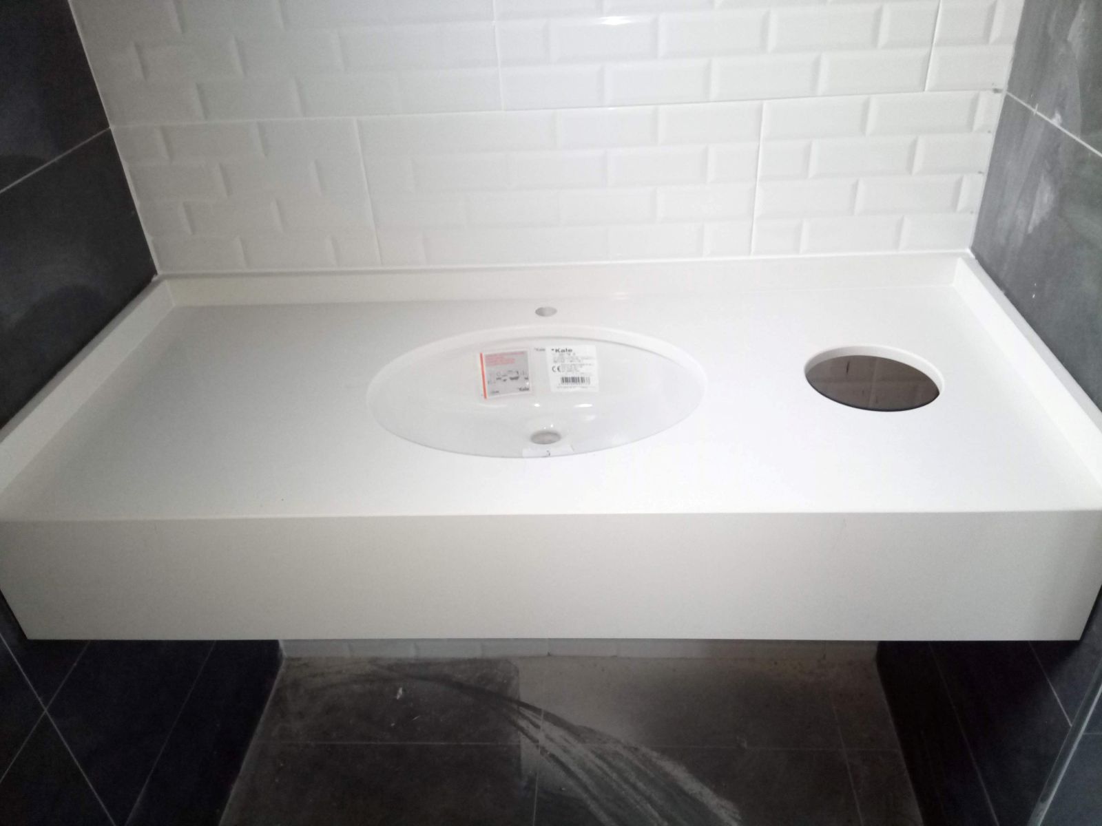Ankara Çimstone Arcadia 20cm alınlı demir karkas üzeri peçetelik yeri olan lavabo tezgahı